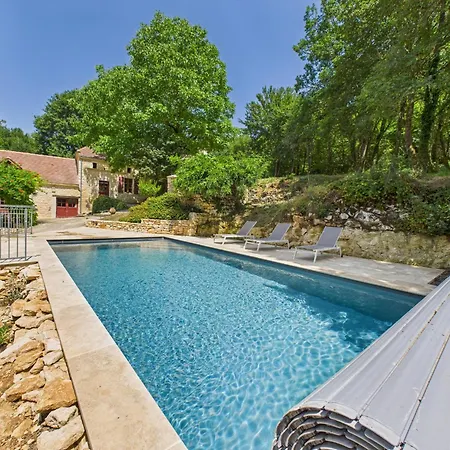 Salignac-eyvigues, Maison Pour 7 Avec Piscine