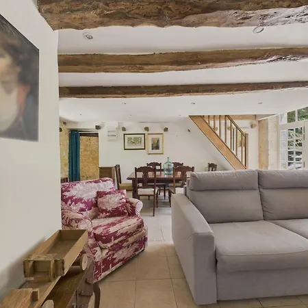 Semesterbostad Salignac-eyvigues, Maison Pour 7 Avec Piscine *