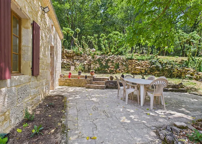 Salignac-eyvigues, Maison Pour 7 Avec Piscine Salignac Eyvigues